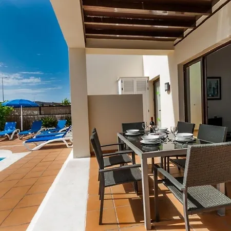 3-bed On Private Complex With Tennis Court