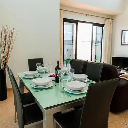 3-bed On Private Complex With Tennis Court