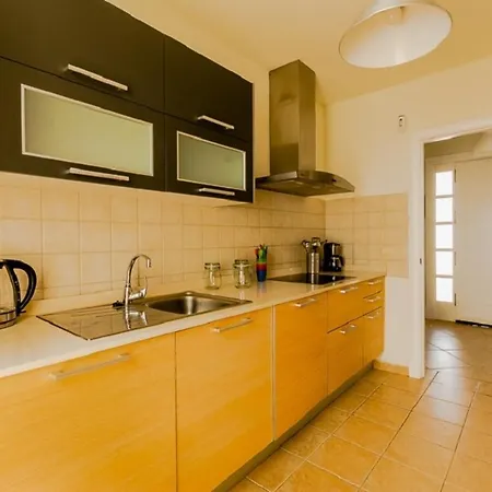 3-bed On Private Complex With Tennis Court Villa Playa Blanca (Lanzarote)